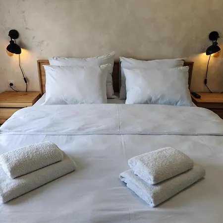 3 - Srebrno Jezero *