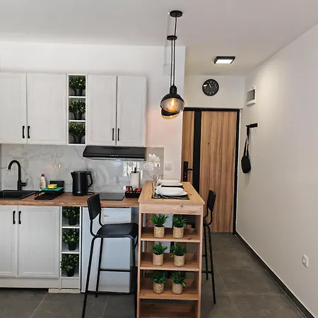 3 * Veliko Gradiste