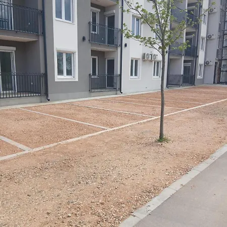 3 Apartment Veliko Gradiste
