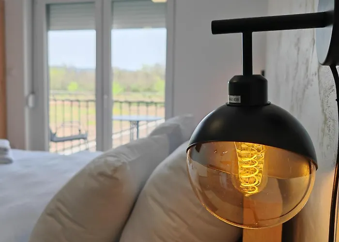 3 - Srebrno Jezero Апартаменты *